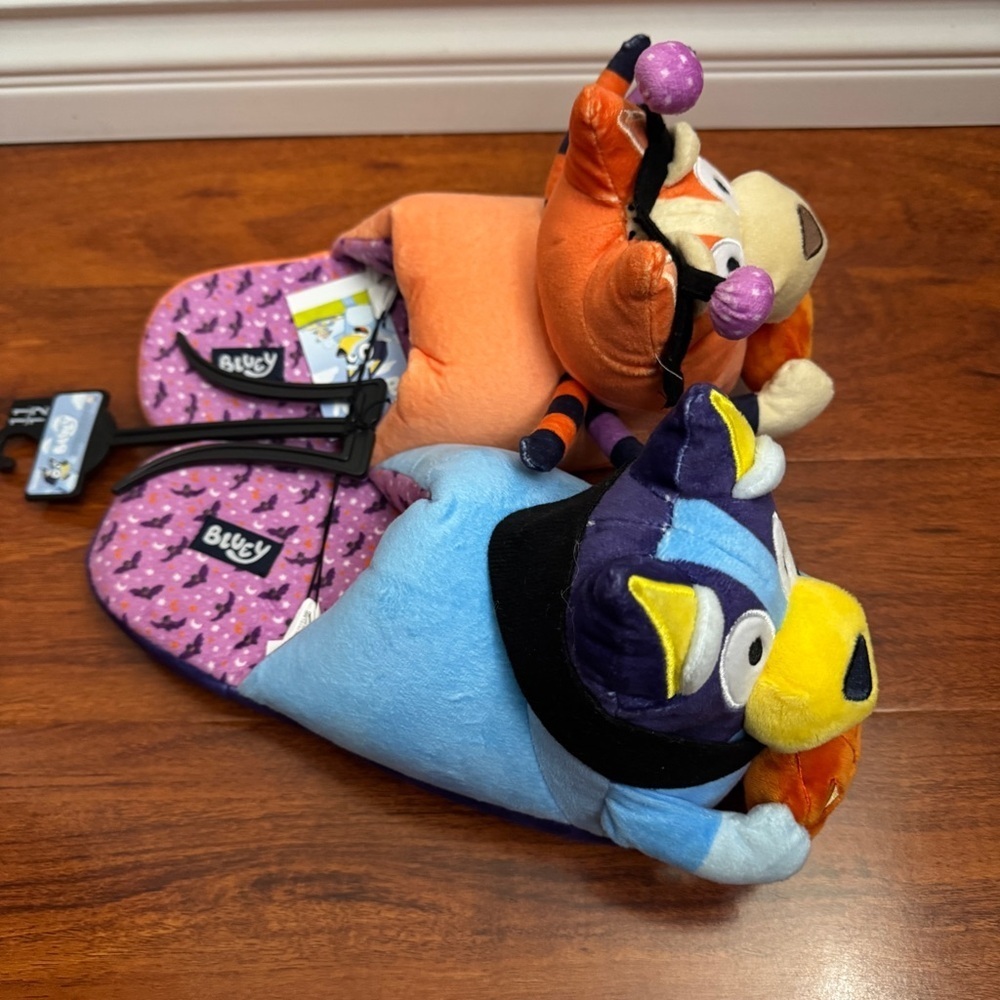 Bluey And Bingo Slippers Halloween Size 11-12 - Picture 4 of 5